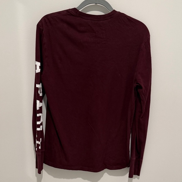 American Eagle Outfitters Men's Maroon and White Graphic Long Sleeve Tee - Picture 2 of 3
